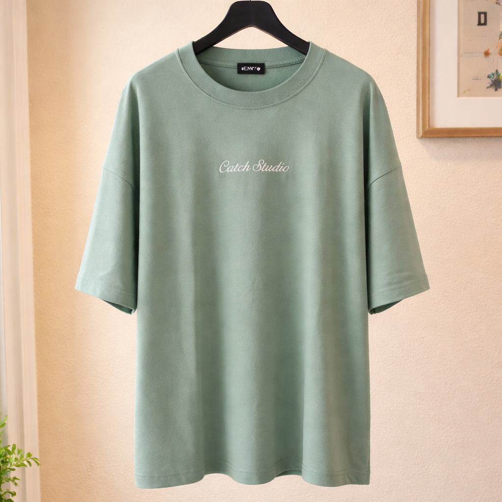 Camiseta Oversize “CatchStudio Signature” Negra – Unisex